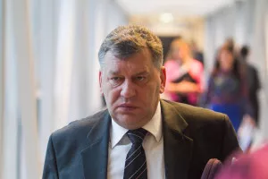 Galimybę išnaudoti pereinamąjį laikotarpį siūlo Seimo Biudžeto ir finansų komiteto narys, Darbo partijos frakcijos narys R.Markauskas. 