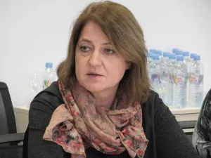 J.Dovydėnienė