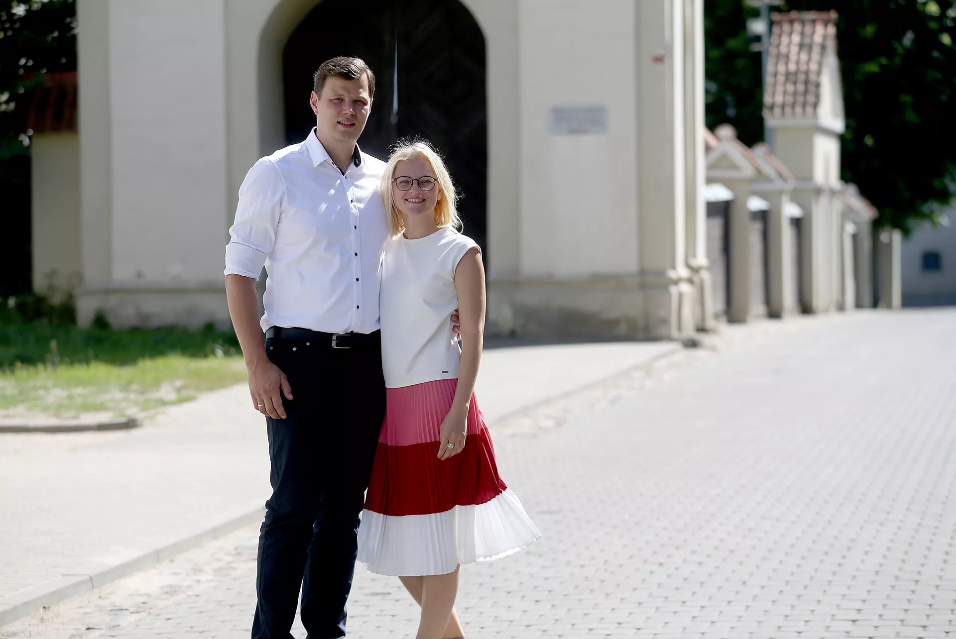 „Mudviem drauge gyventi paprasta, nes mūsų vertybės, kurias abu atsinešėme iš savo šeimų, yra labai panašios“, – stipriu tarpusavio ryšiu džiaugiasi pora. Algimanto Barzdžiaus nuotr.