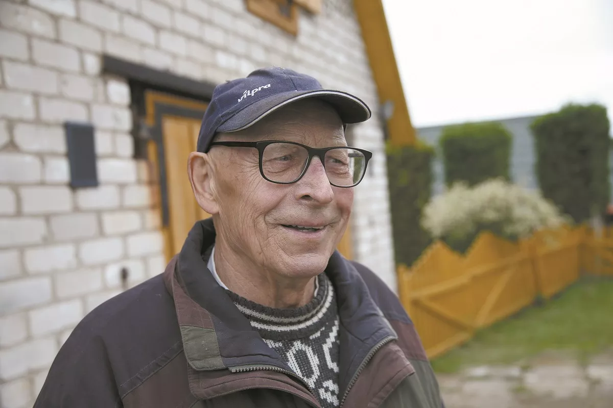 Pasirodo, senjoras Vaclovas yra gimęs ir augęs Juciūnuose. Tikras šio kaimo senbuvis!