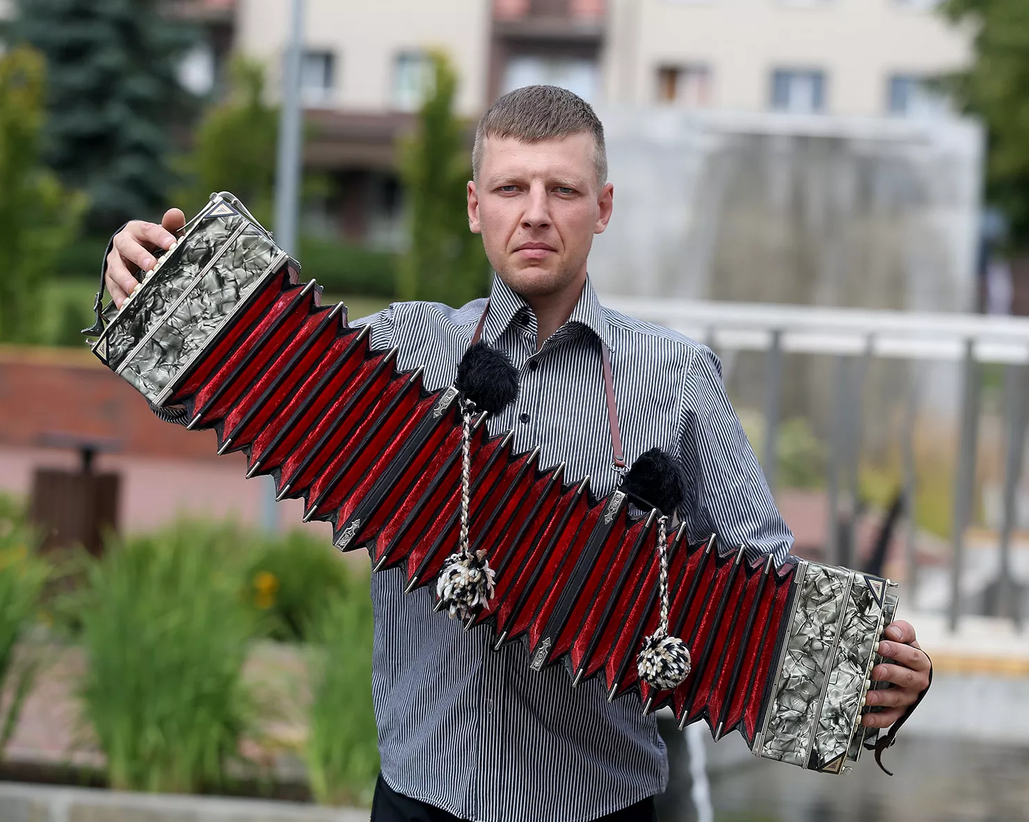 „Bandonija – tai yra aukštoji matematika. Tik beprotis gali ja mokytis groti. Tačiau aš ir buvau tas beprotis, nusprendęs, kad aš be jos negaliu“, – teigia Gražvydas Drąsutis. A. Barzdžiaus nuotr. 