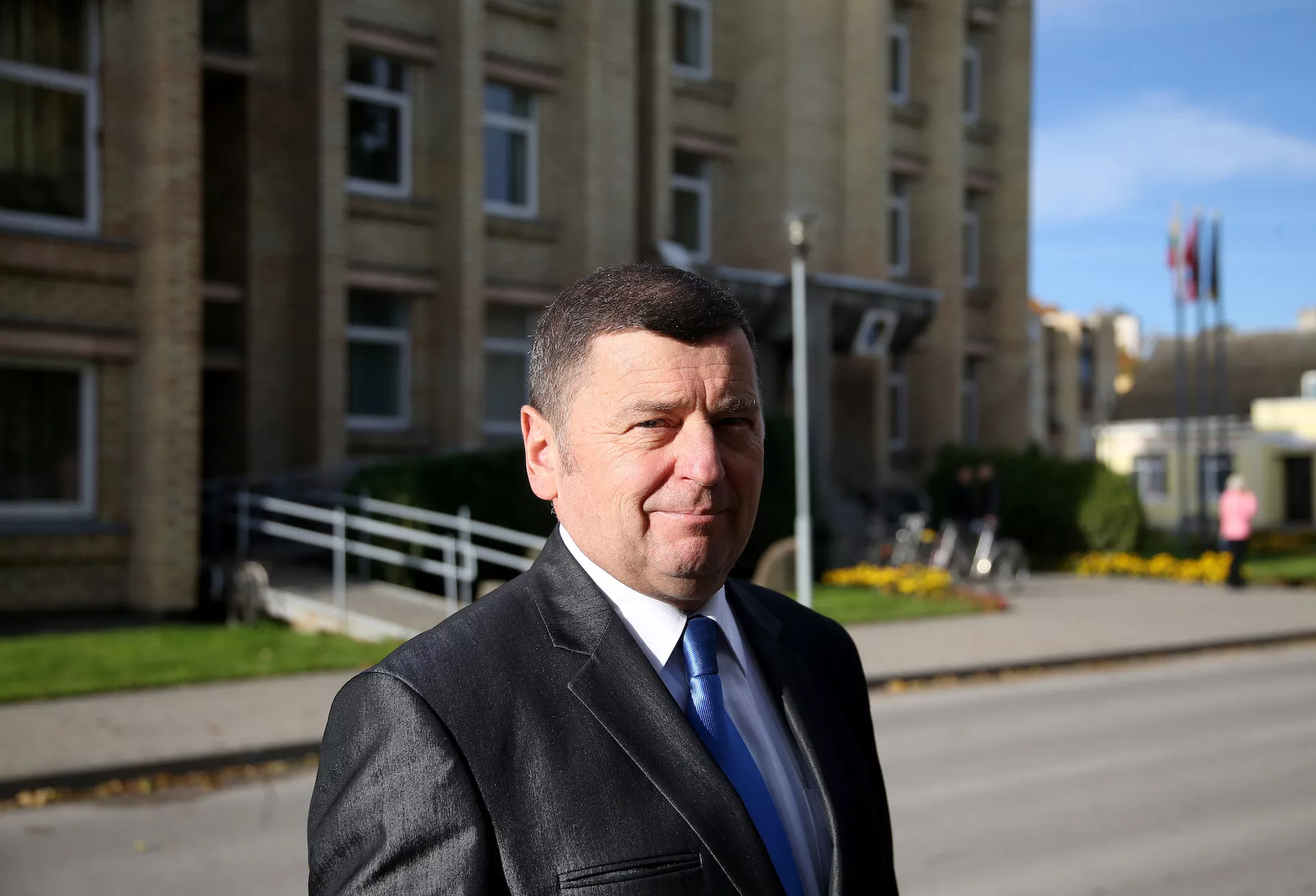 Miesto seniūnasValentinas Tamulis: „Kategoriškai nesutinku su tokiais kaltinimais ir man skirta tarnybine nuobauda. Aš viską dariau skaidriai ir sąžiningai.“ Algimanto Barzdžiaus nuotr.
