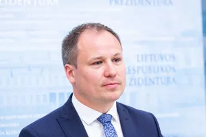 prezidente-dalia-grybauskaite-susitiko-su-kandidatu-i-zum-ministrus-giedriu-surpliu-5af0023109d0e