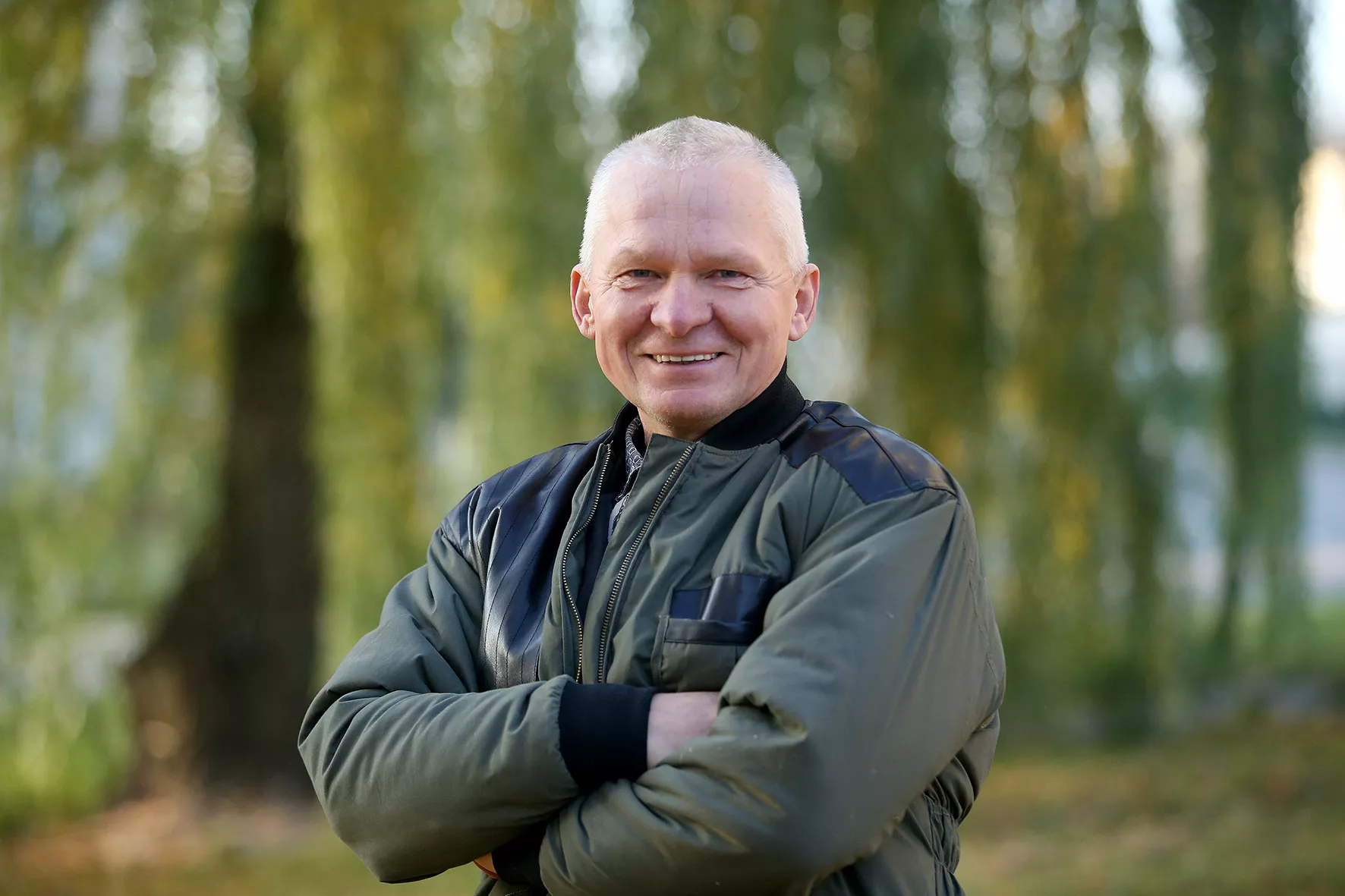 Kėdainių medžiotojų ir žvejų draugijos pirmininkas Lionius Stanevičius perspėja, kad, jeigu miške pamatėte vilką, elgtis reikia ramiai, sustoti, palaukti, kol vilkas pasitrauks, arba atsargiai ir ramiai išeiti iš tos teritorijos. / A. Barzdžiaus nuotr.