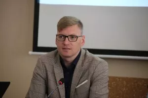 anuzis_karolis