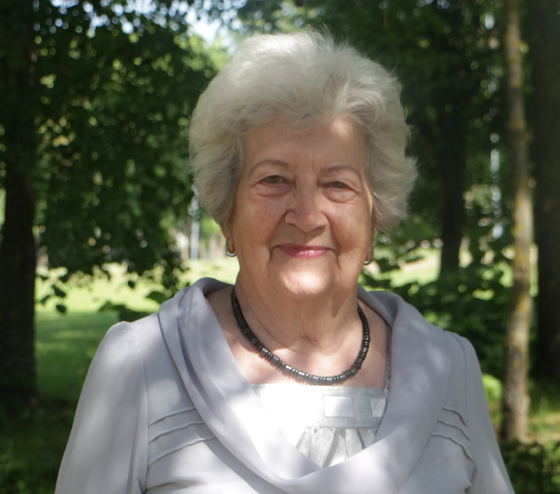 „Mama norėjo, kad būčiau Marytė, o tėtis – Janina, todėl turiu du vardus“, – atskleidžia kėdainietė Janina Marijona Vansienė. Aldo Surkevičiaus nuotr.