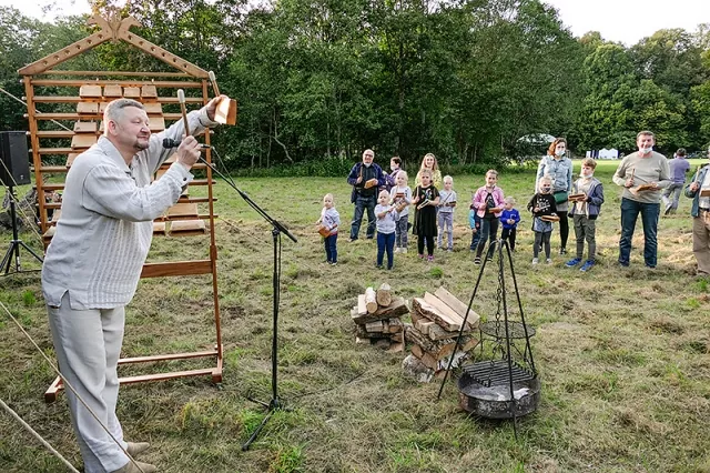 Skrabalų virtuozo R. Šilinsko pasirodymas kaip visada užkrėtė gera nuotaika. 